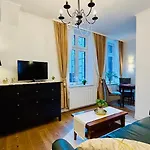 Apartment Am Dom, Historische Apartments, Superzentral, 7min Zum Schloss *