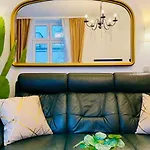 Apartment Am Dom, Historische Apartments, Superzentral, 7min Zum Schloss *
