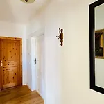 Am Dom, Historische Apartments, Superzentral, 7min Zum Schloss *