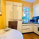 Am Dom, Historische Apartments, Superzentral, 7min Zum Schloss Schwerin (Mecklenburg-Vorpommern)