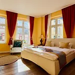 Apartment Am Dom, Historische Apartments, Superzentral, 7min Zum Schloss