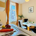 Apartment Am Dom, Historische Apartments, Superzentral, 7min Zum Schloss Schwerin (Mecklenburg-Vorpommern)