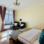 Apartment Am Dom, Historische Apartments, Superzentral, 7min Zum Schloss