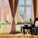 Apartment Am Dom, Historische Apartments, Superzentral, 7min Zum Schloss Schwerin (Mecklenburg-Vorpommern)