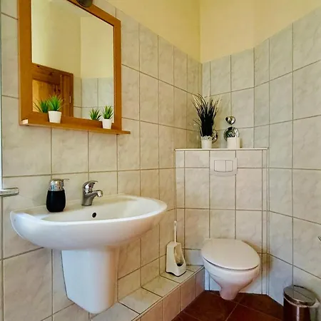 Am Dom, Historische Apartments, Superzentral, 7min Zum Schloss Apartment *
